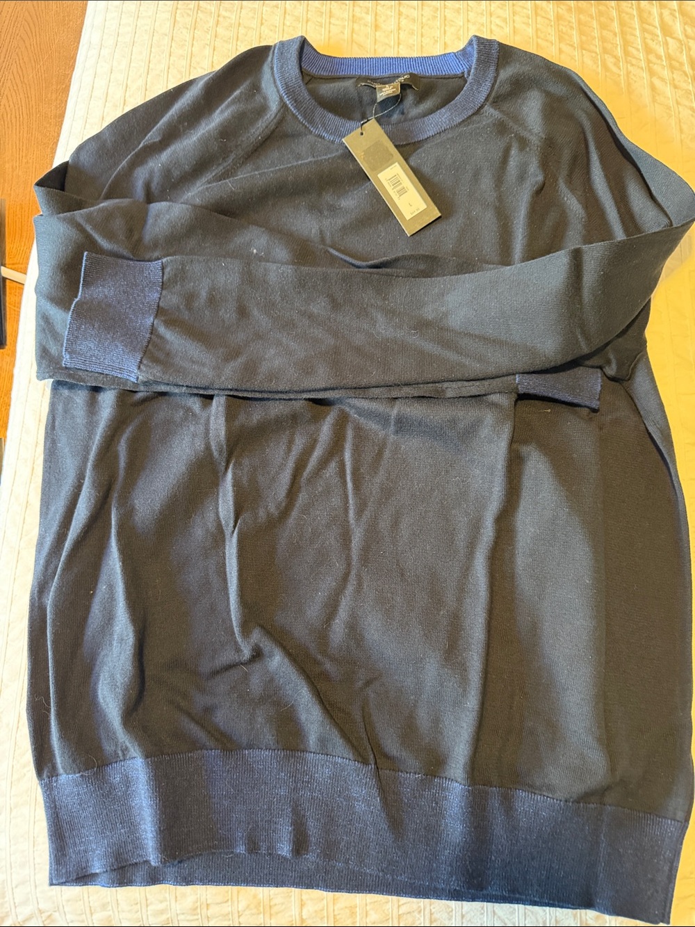 Banana Republic Men's Navy Crewneck Sweater